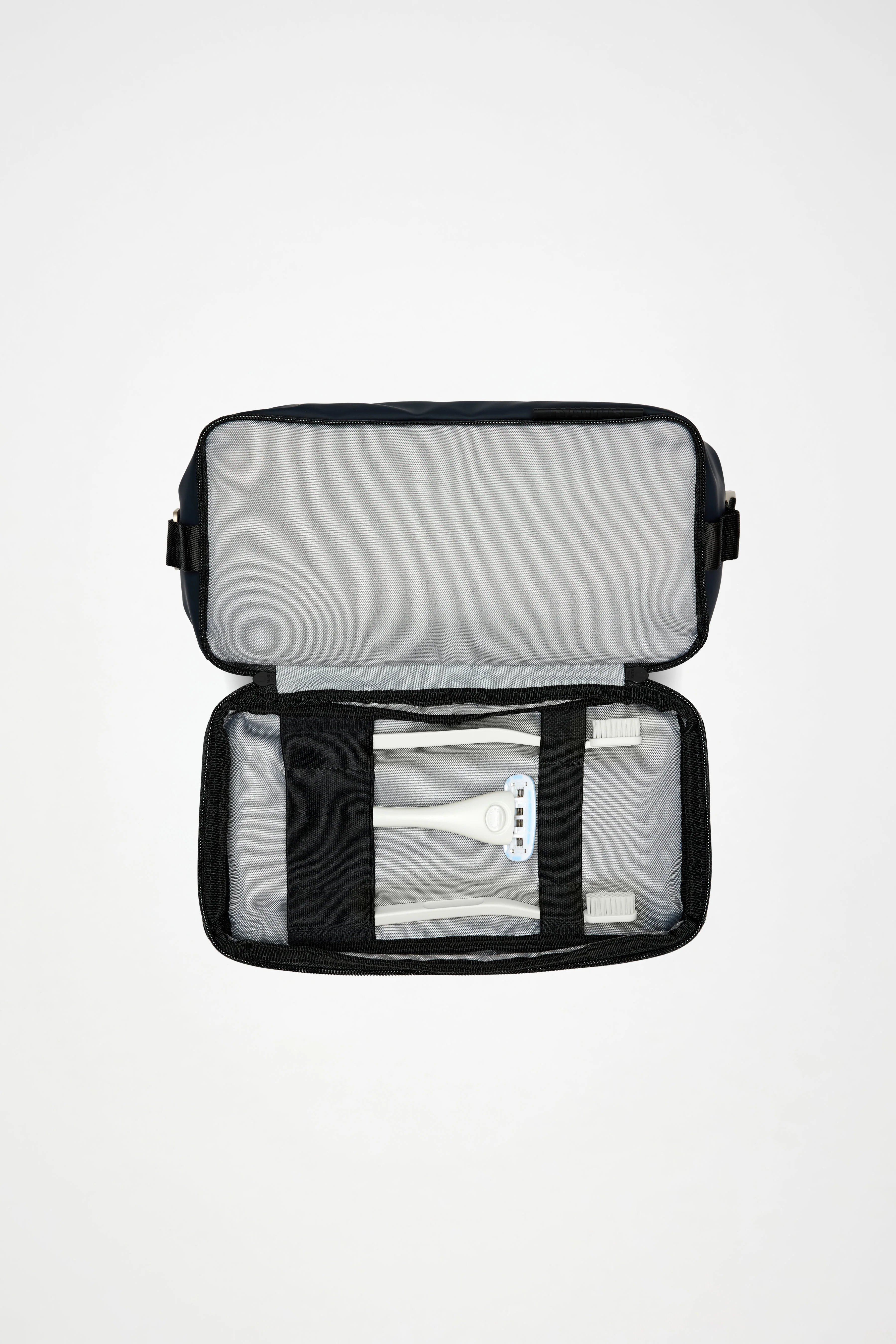 Otaru Wash Bag - Image 5