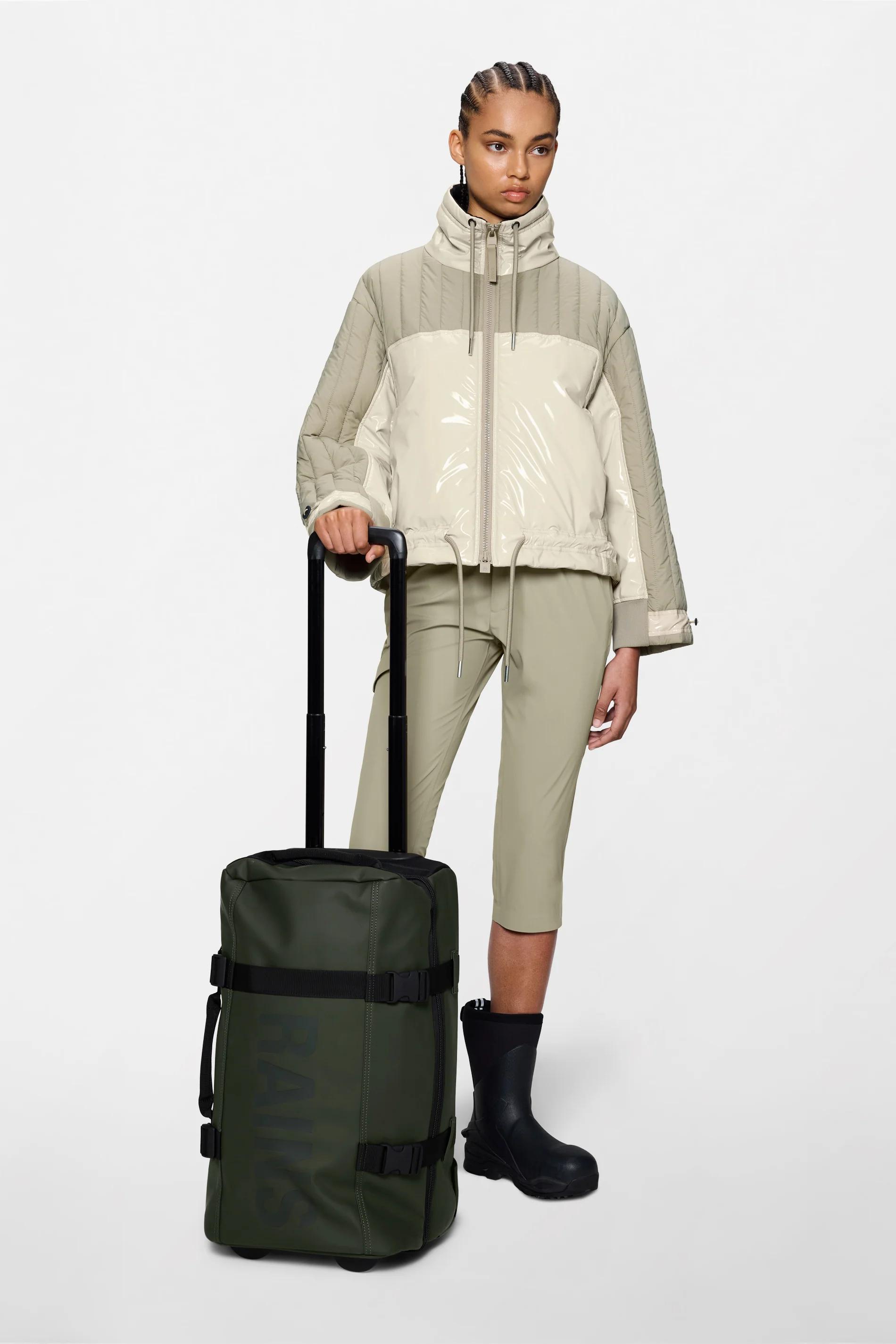 Texel Cabin Bag - Image 25